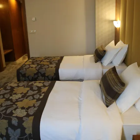 Golden Tulip Hotel 4*