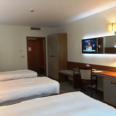 Golden Tulip 4* Varna