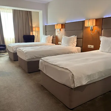 Golden Tulip Hotel 4*
