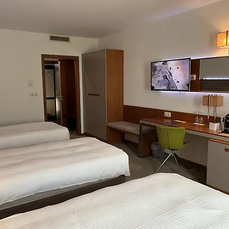 Golden Tulip Hotel Varna