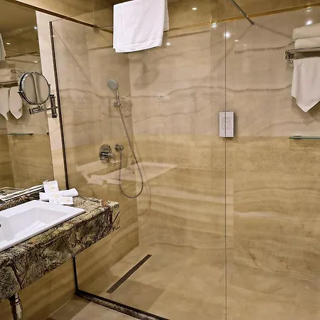 Hotel Golden Tulip Varna
