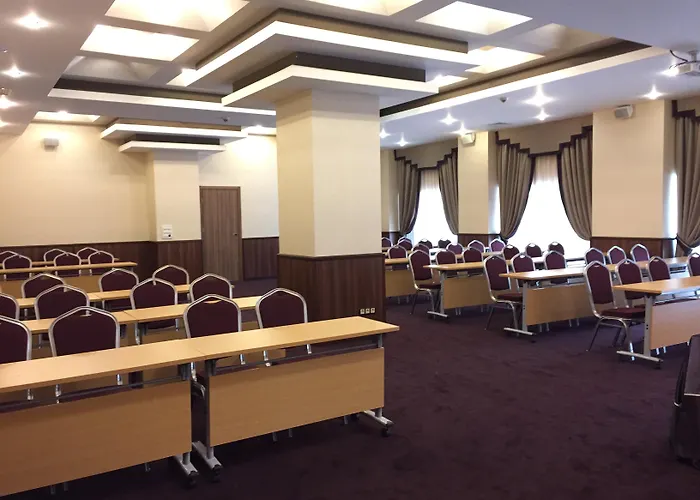 Хотел голдън тюлип 4*