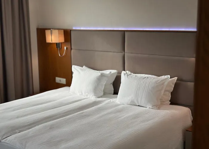 Hotell Golden Tulip Varna