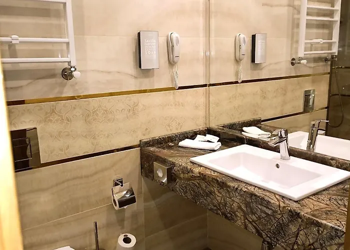 Хотел голдън тюлип 4*