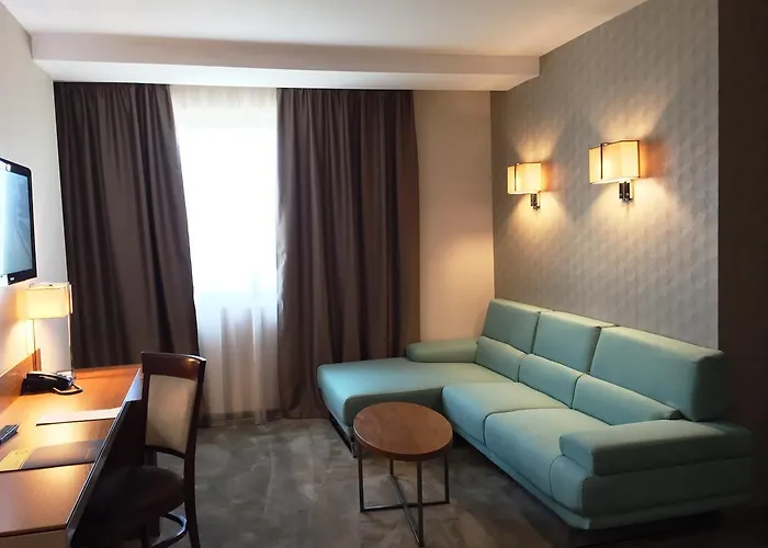 голдън тюлип 4*