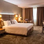 Hotel Golden Tulip