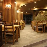 Hotel Golden Tulip