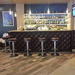 Golden Tulip 4*
