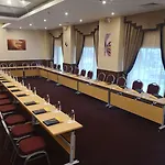 Hotel Golden Tulip 4*