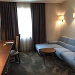 Golden Tulip Hotel 4*