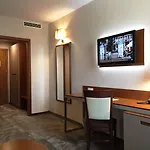 Golden Tulip