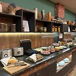 Golden Tulip 4*