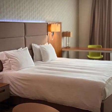 Golden Tulip Hotel