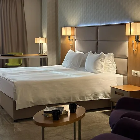 Golden Tulip Hotel Varna